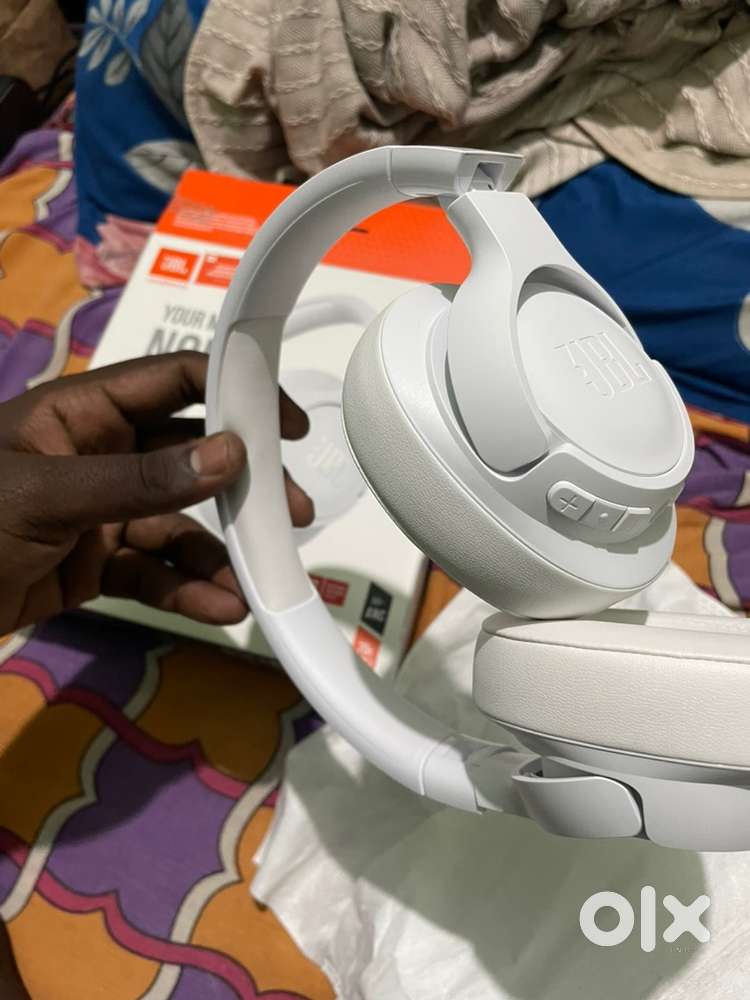 JBL TUNE 770NC