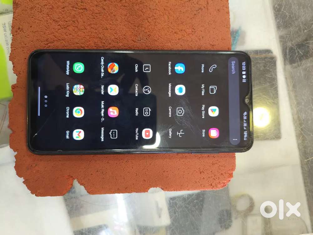 Good condition superb mobile for use -4+64gb rom