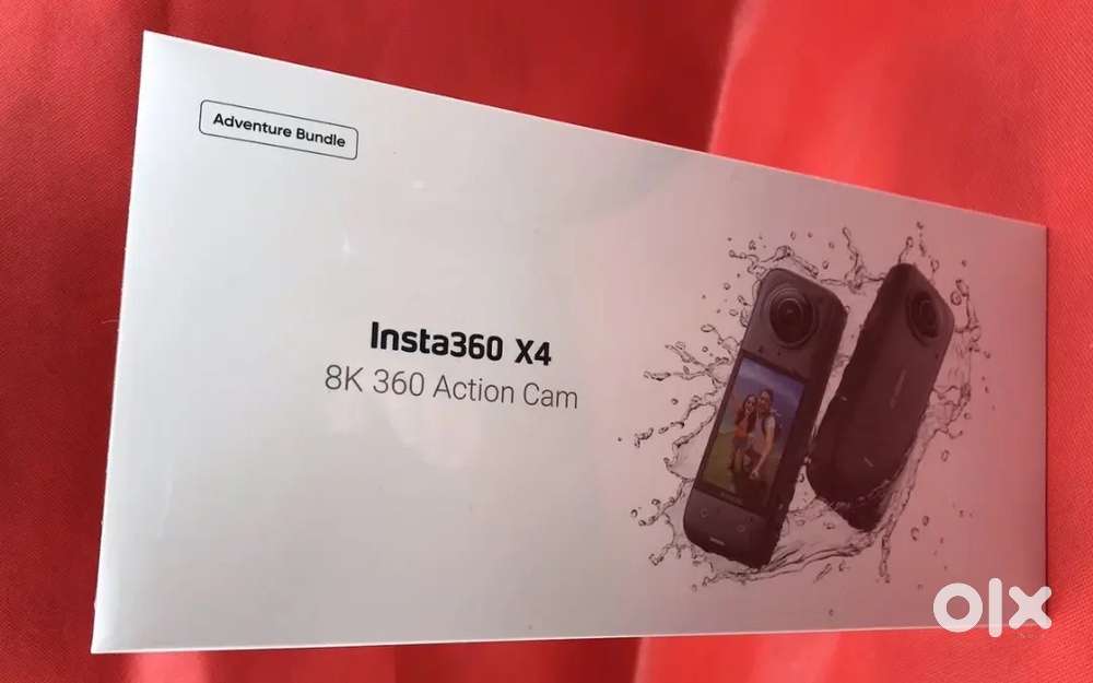 Insta360 x4 Bundle 8K Action Selfie Stick + Card, extra Battery Used