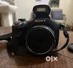 Sony cyber shot 20.1 megapixel DSC-H300 camera