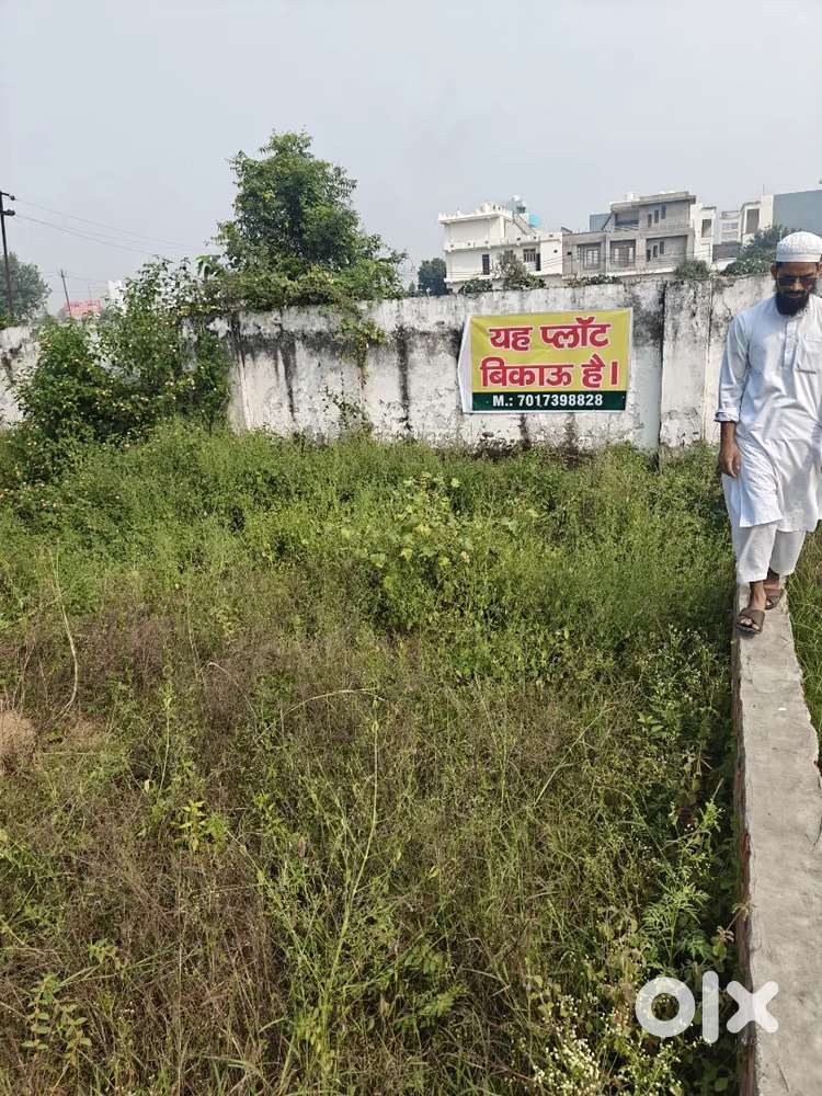 Golf green residency