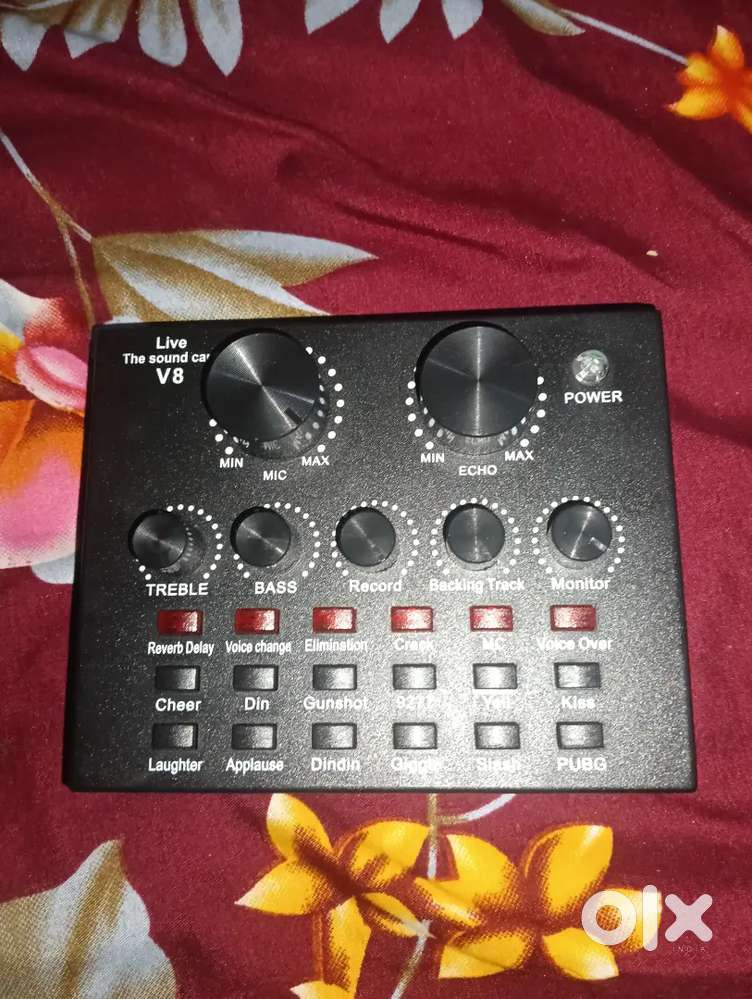 Wraders professional mic setup selling because I need urgent money
