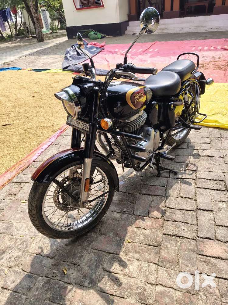 Royal enfield bullet classic 350  top model 40 milage 1 owner
