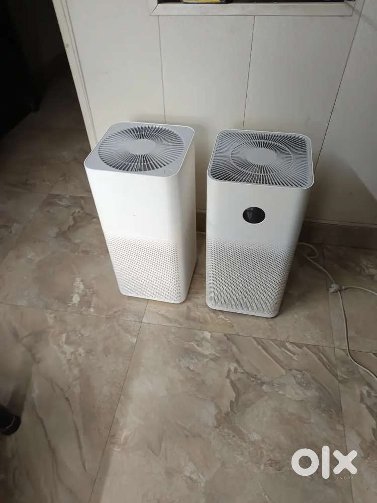 2 units of MI air purifiers new condition