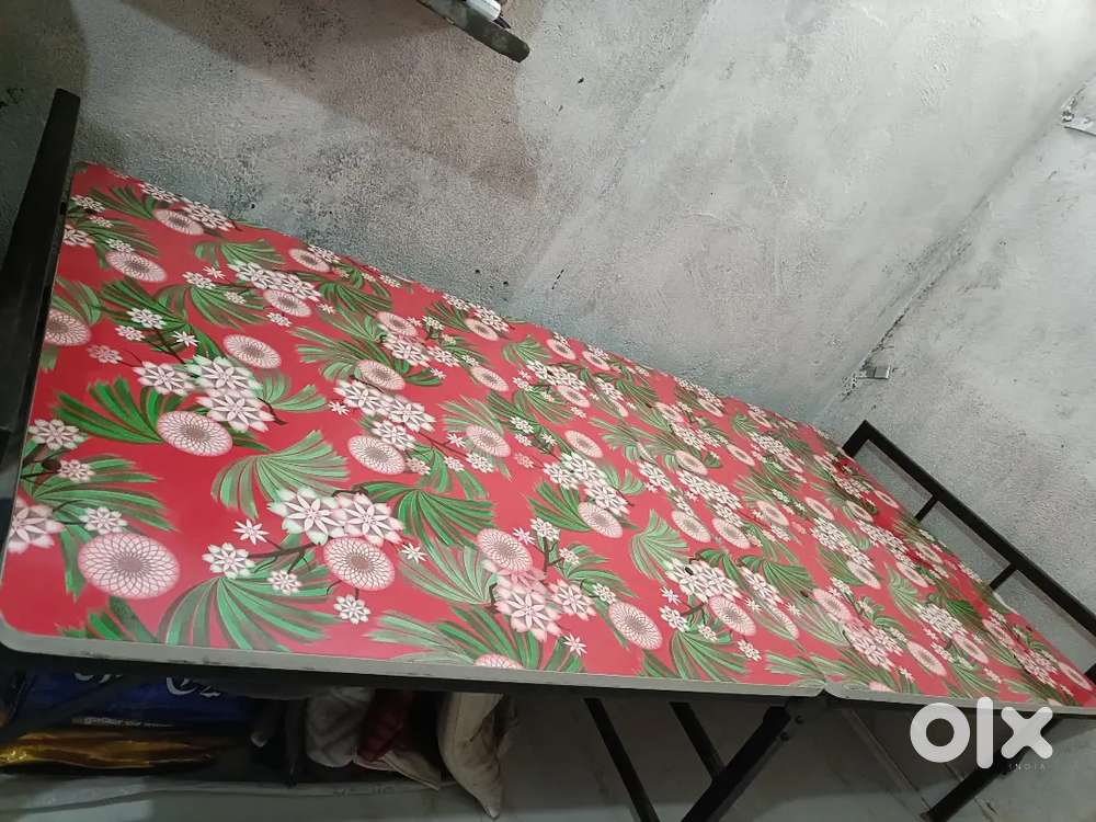 New folding bed 3*6