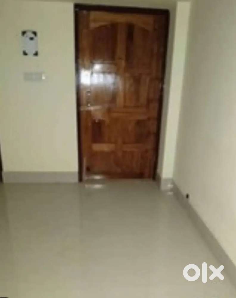 Only girls n small female