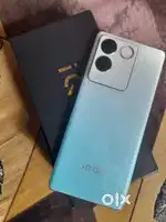 Rare used like brand new 8+8/256gb box and charger