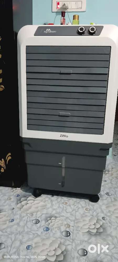 90 liter and new condition new price almost 11000