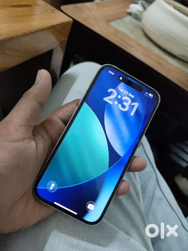 Iphone 15 blue
