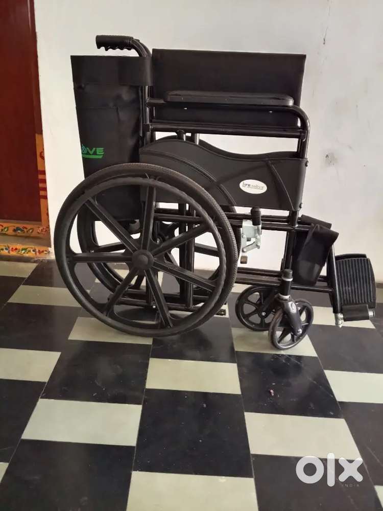 Wheel chair new one