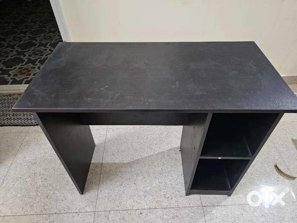 Wooden study/computer table
