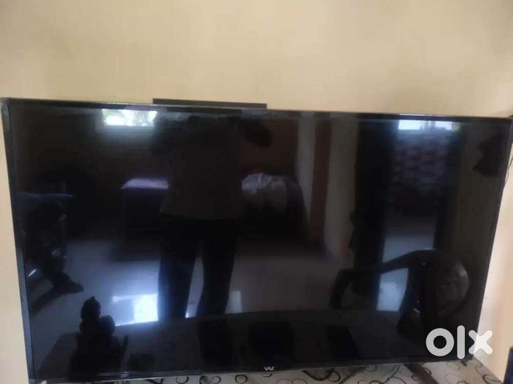 Toshiba 40 inch working tv condition average