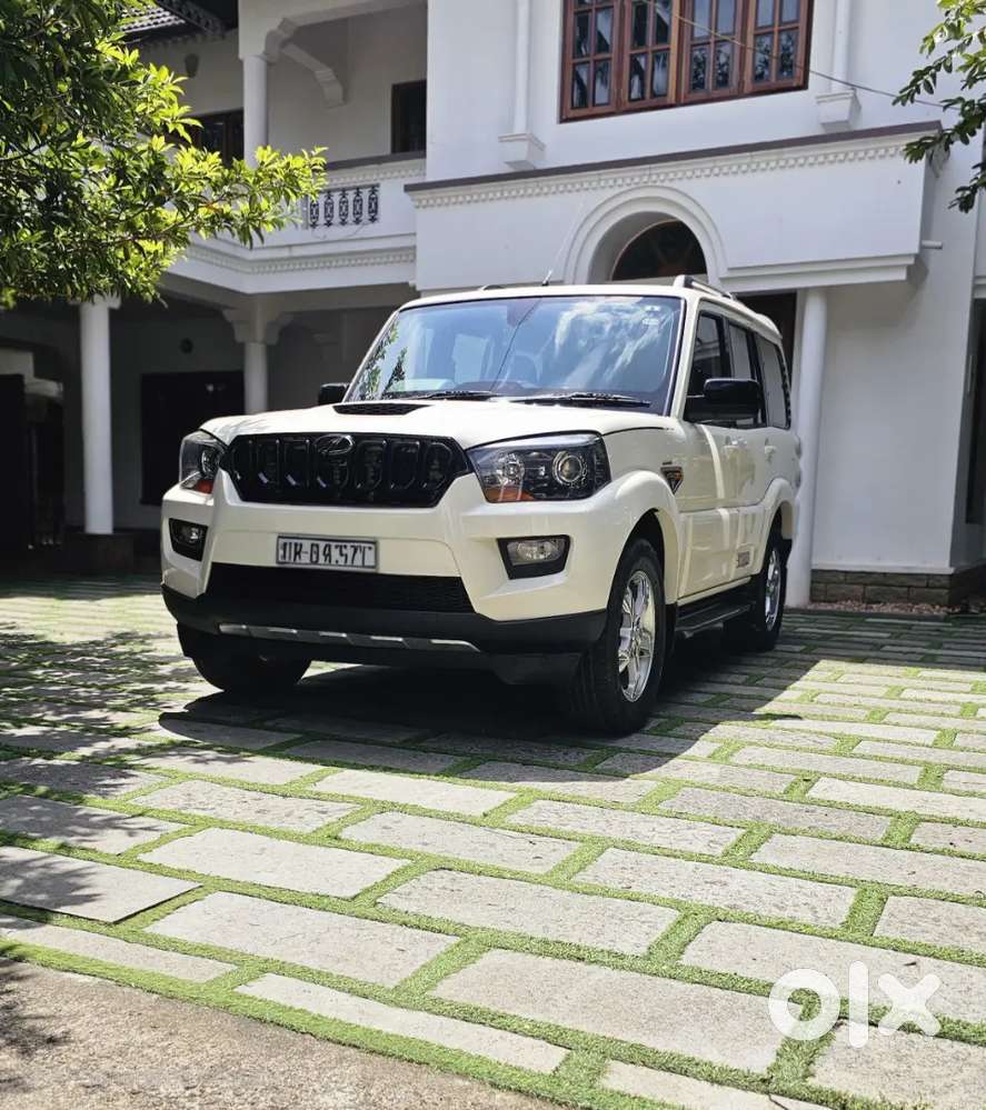 Mahindra scorpio automatic 4 wheel Drive Original kerala