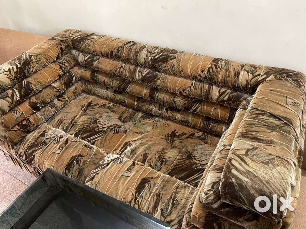 Sofa table