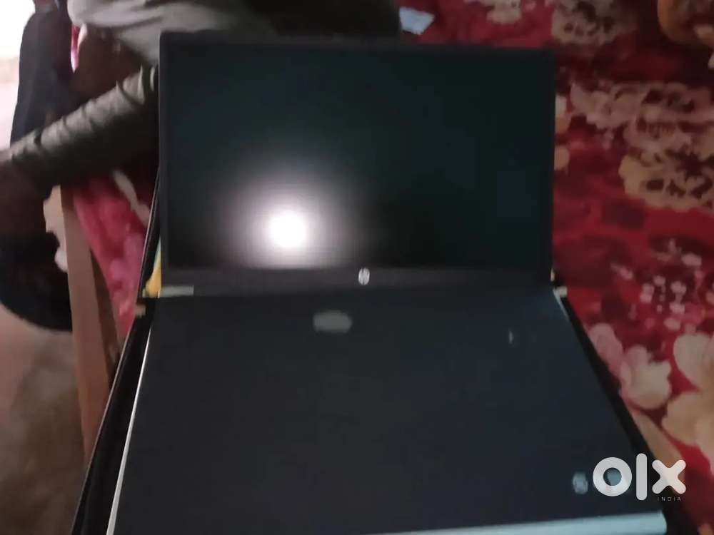 Hp laptop 3 manth ho raha h