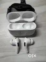 Selling Apple AirPods Pro (2nd Generation) Original and unused.