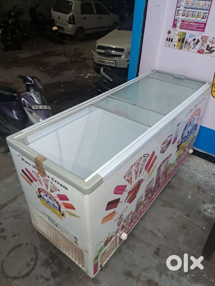 D.Freezer and Visicooler