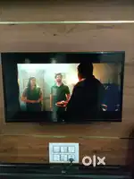 Mi 4a 32 inch with 4 way adjustable wall mount