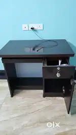 Computer Desk with Keyboard Tray & Dual Drawers.