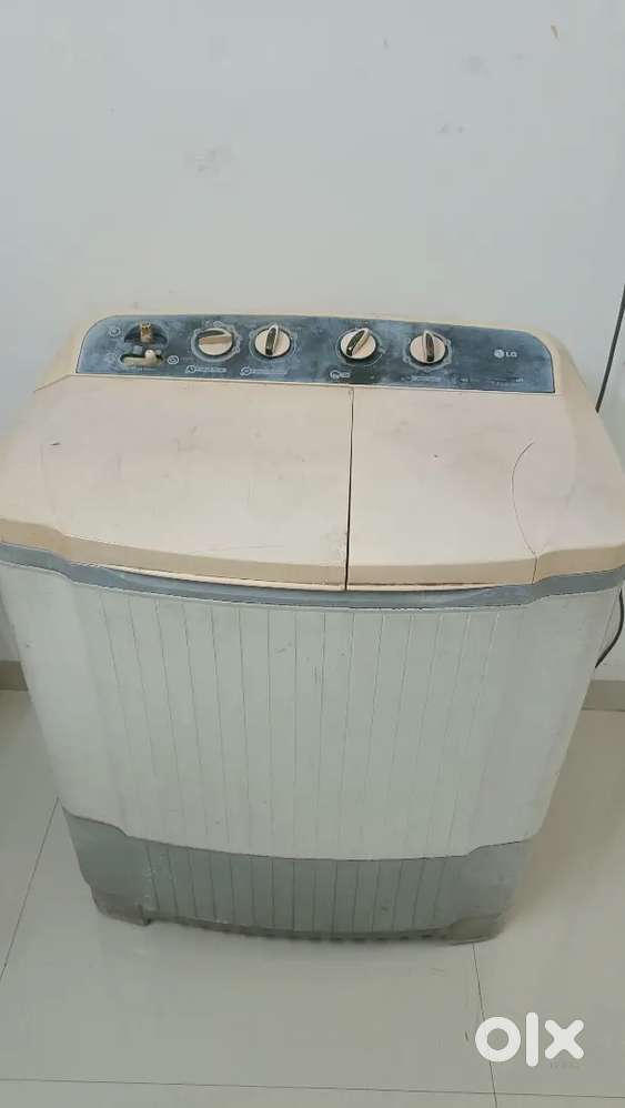 2300 LG 6.5kg washing machine