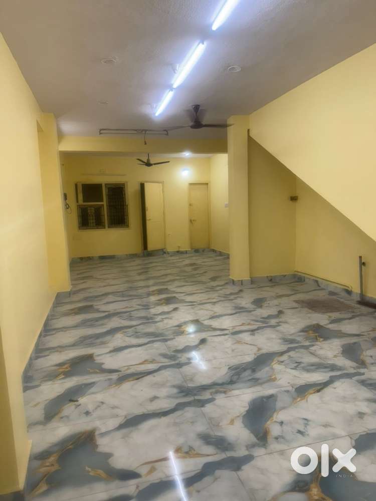 Office space for rent, Periamet