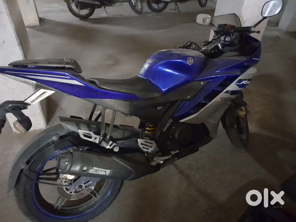 Yamaha R15