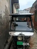 Very good condition new tyre new rim E-Rikhswa
