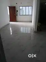Heavy deposit 2bhk flat available 18lakh reserved parking immediate po