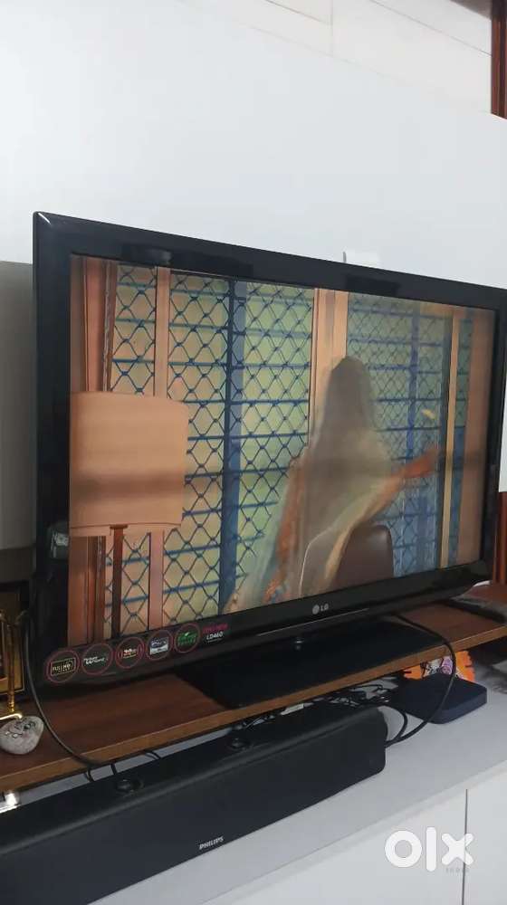 LG TV 42 Inch on sale