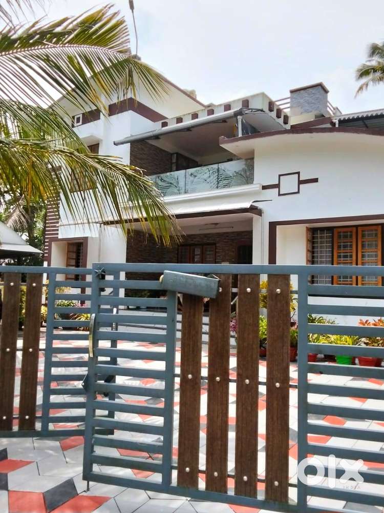 4 BHK House Sale in Pathanamthitta , 4 BHK House Sale In Thiruvalla
