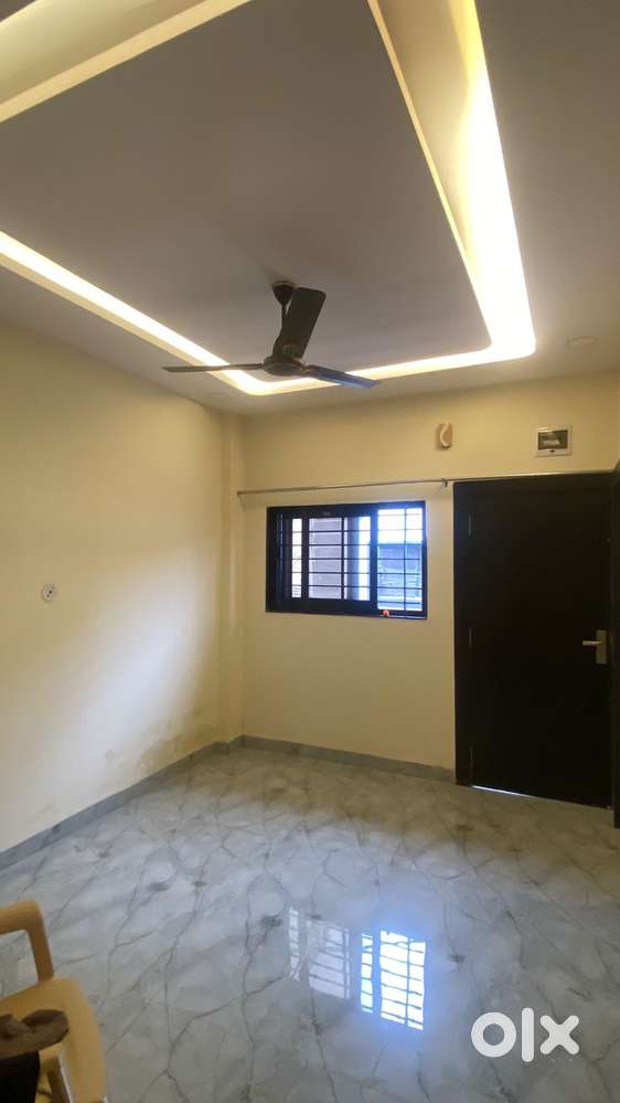 1BHK on rent room mate