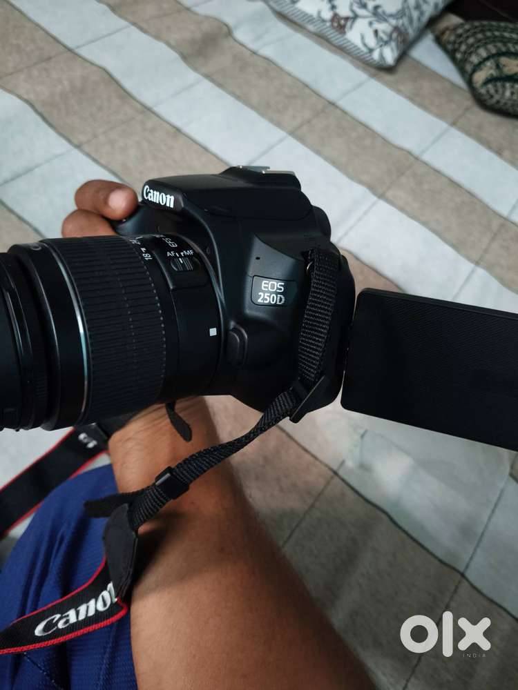 Cannon 250D made in japan