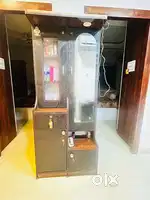 Dressing Table in excellent condition with storage