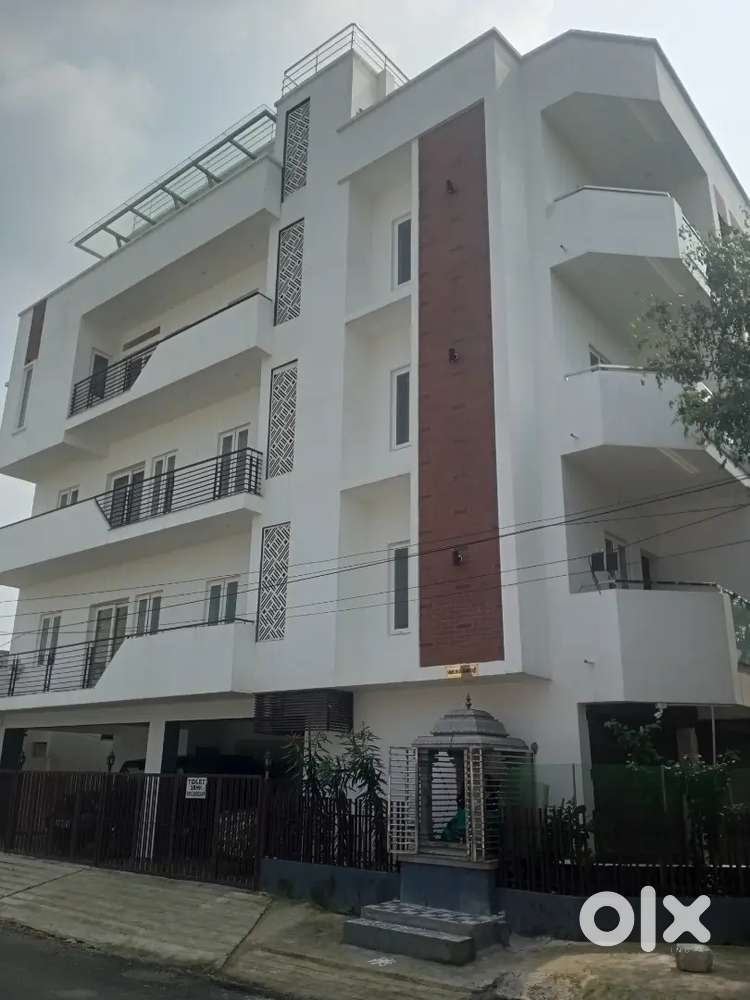 Lift,semifurnished,toilet withheater and exhaust fan,bedroom cupboard