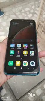 Key Features

• 4 GB RAM  64 GB ROM