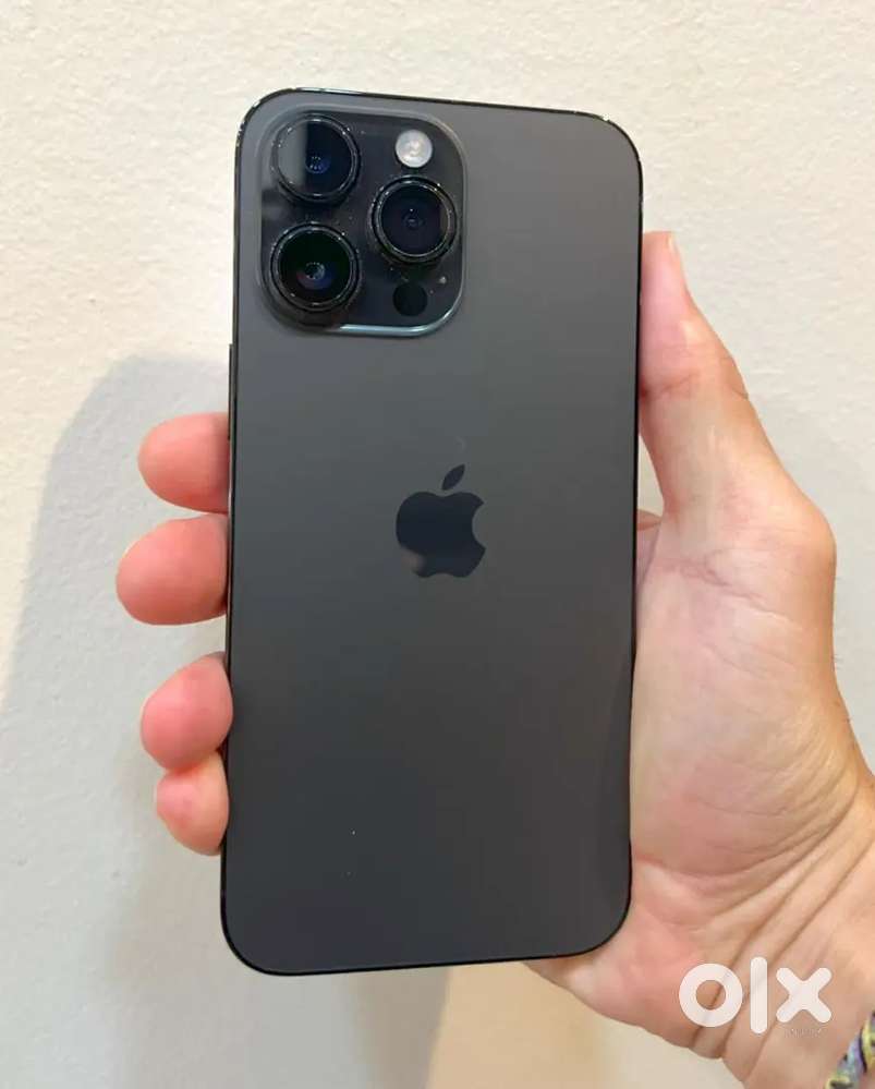 I want to sell my 5 months old iPhone 14 pro Max 256gb urgently.