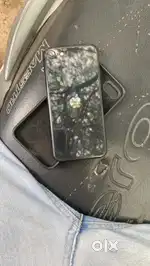 I phone se2 Bettery helth 84 all condition okay