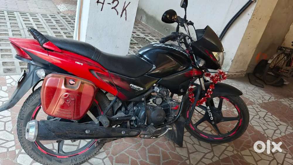 Hero glamour red &Black