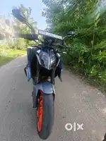 KTM Duke 390 – 2023 Model  Excellent Condition  Low KM  Urgent Sale