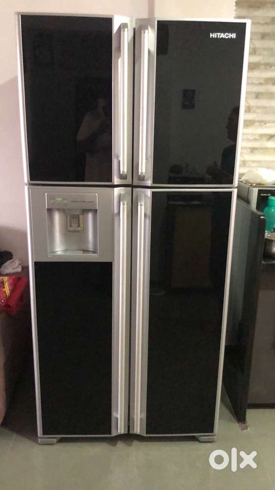 HITACHI Greay amd black colour