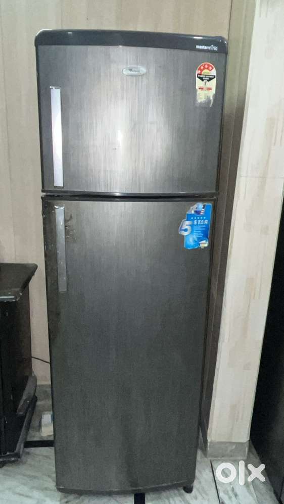 Whirlpool fridge in good condition