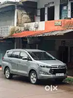Toyota Innova Crysta 2017 Diesel Well Maintained