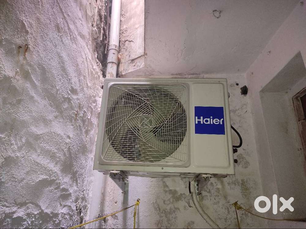 Haier ac 7 month old 1 ton 3 star