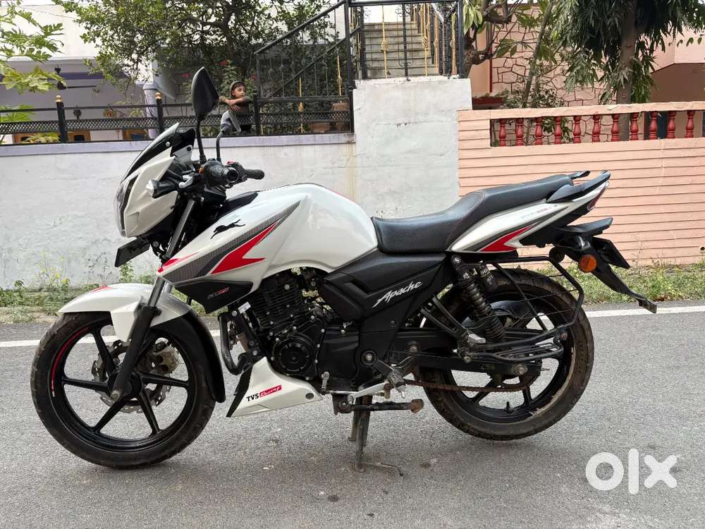 TVS APACHE RTR 160 MODEL 2024