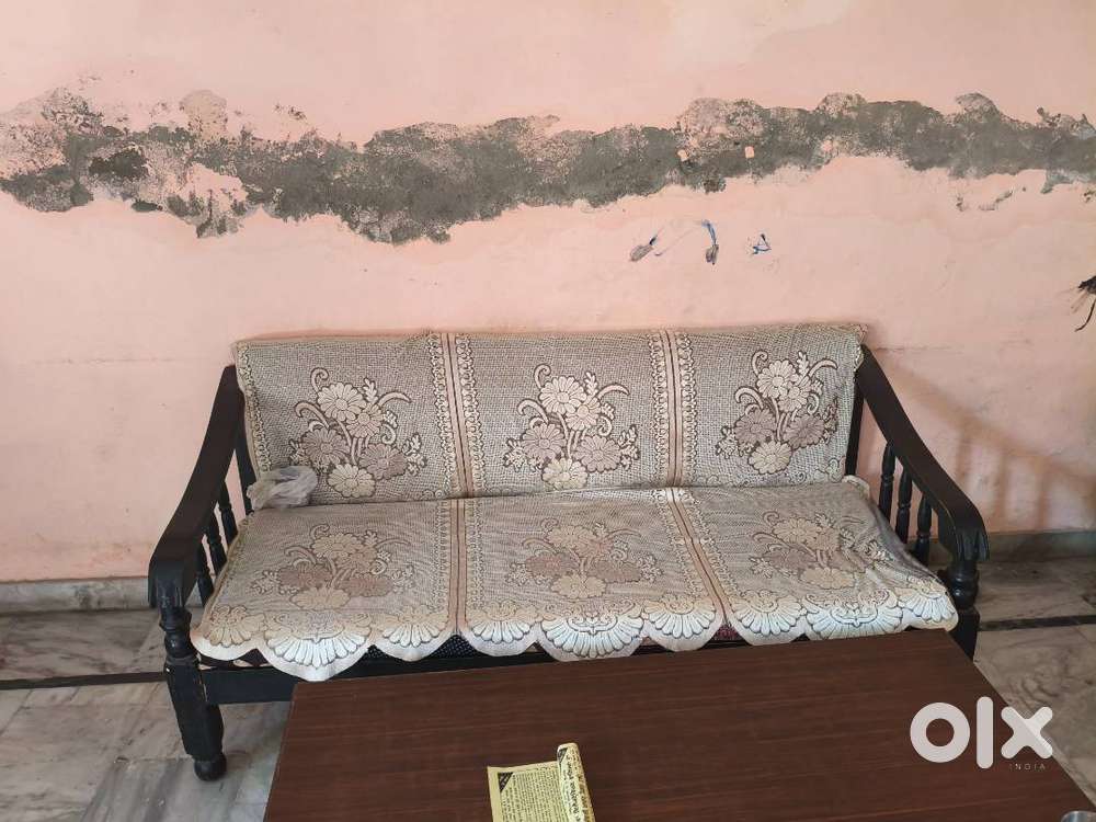 very gud condition sofa sety