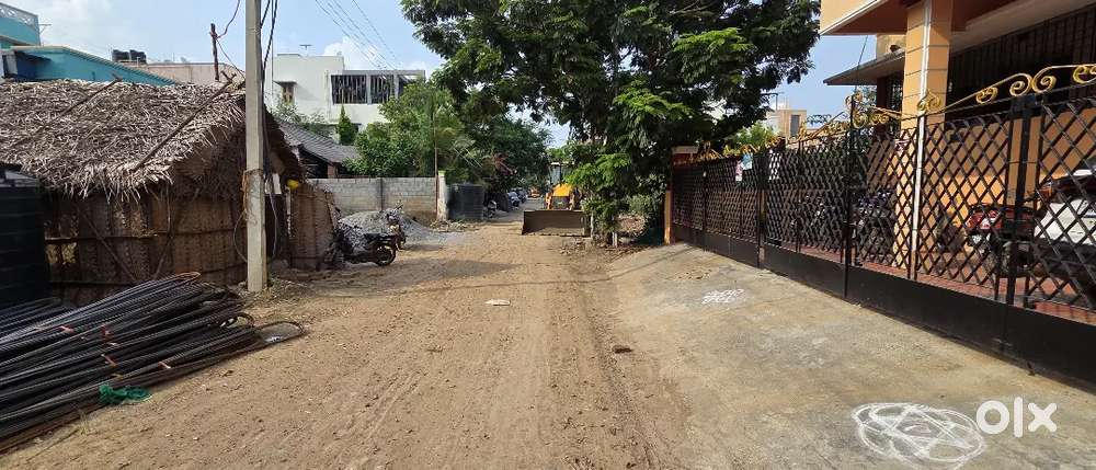 MADIPAKKAM PERIYAR NAGAR EXT 3 GROUNDS LAND WITH OLD BUILDING FOR SALE