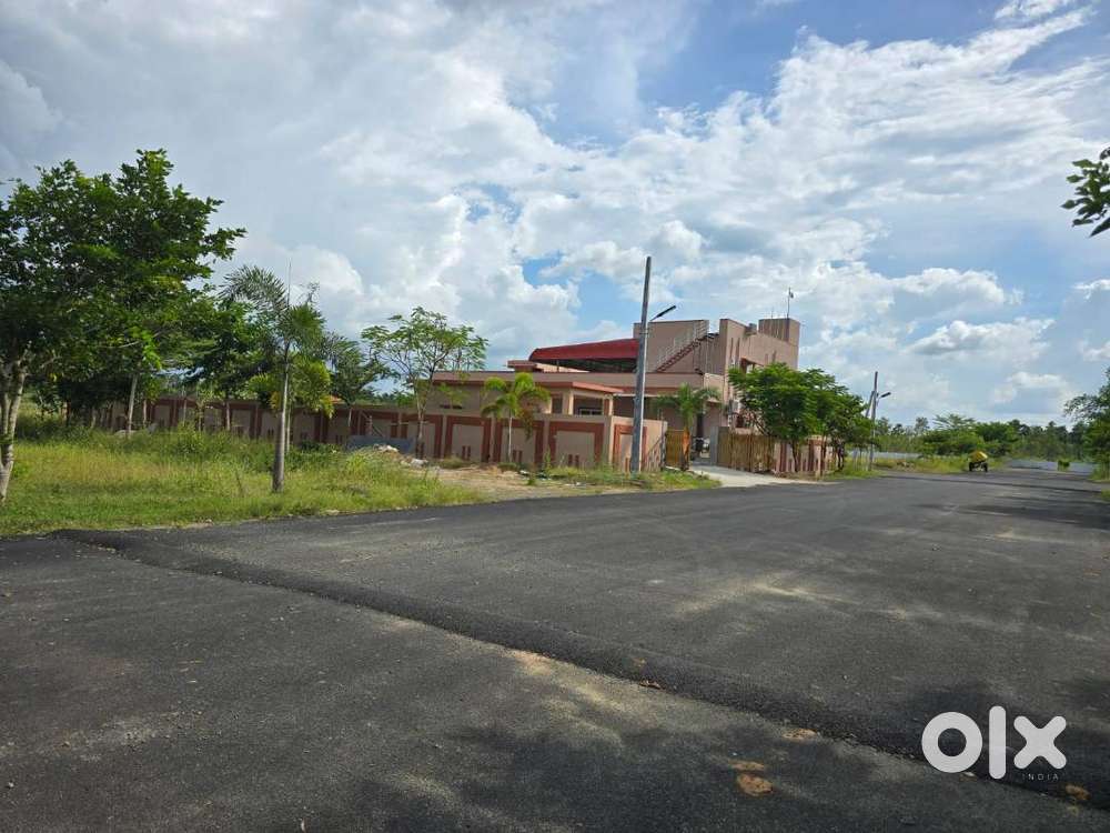 Araku Valley Road VMRDA approval Plots