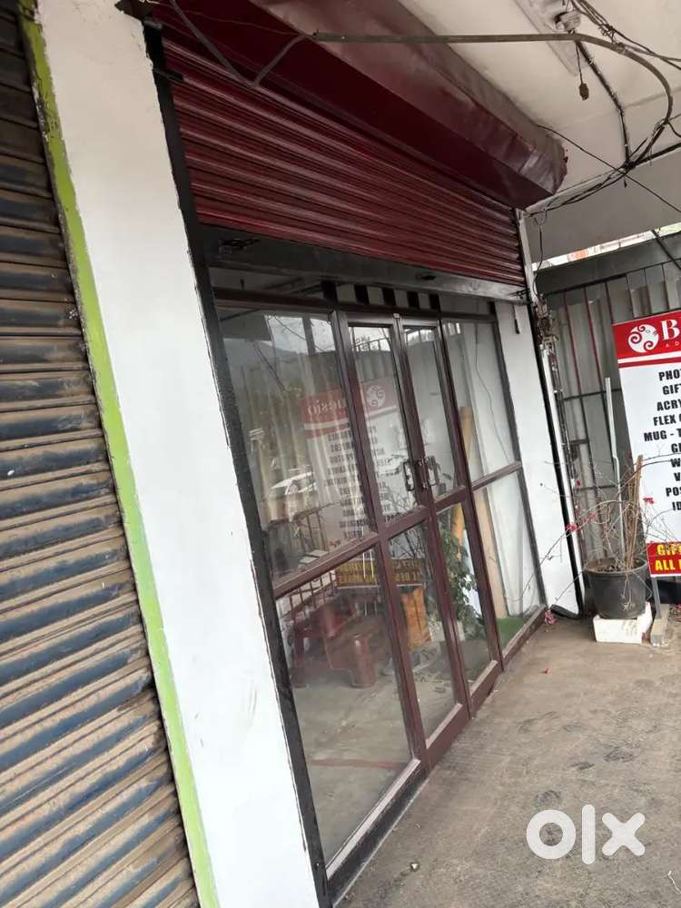 Office rooms /shutters for sale