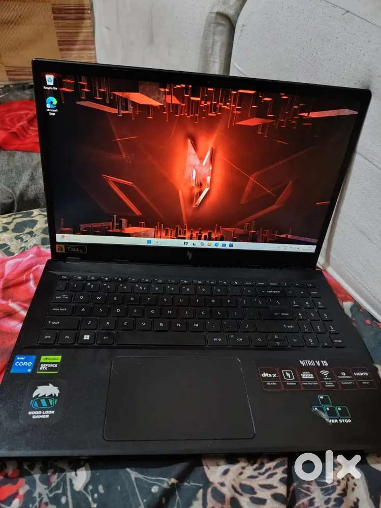 Acer nitro v15 , no defect, rtx 4050, 1year old