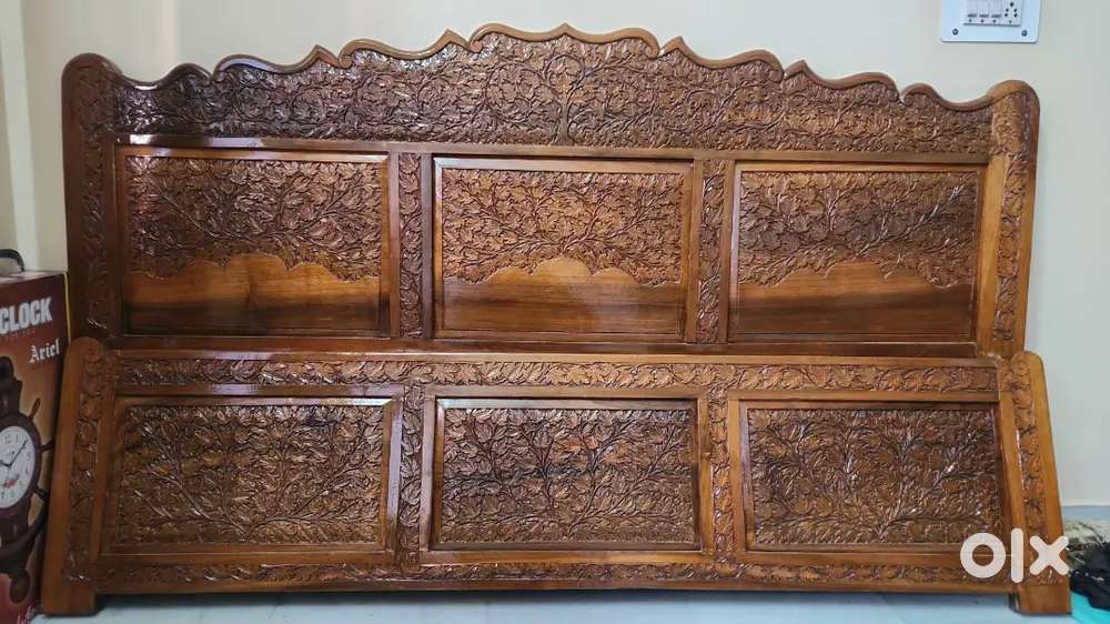 Kashmir carving design walnut wood bed